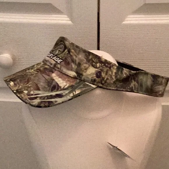 🎣NWT FUN Fishouflage Fishing Camo Visor Must Have For Every Fisherman or Women🎣 - Picture 5 of 8